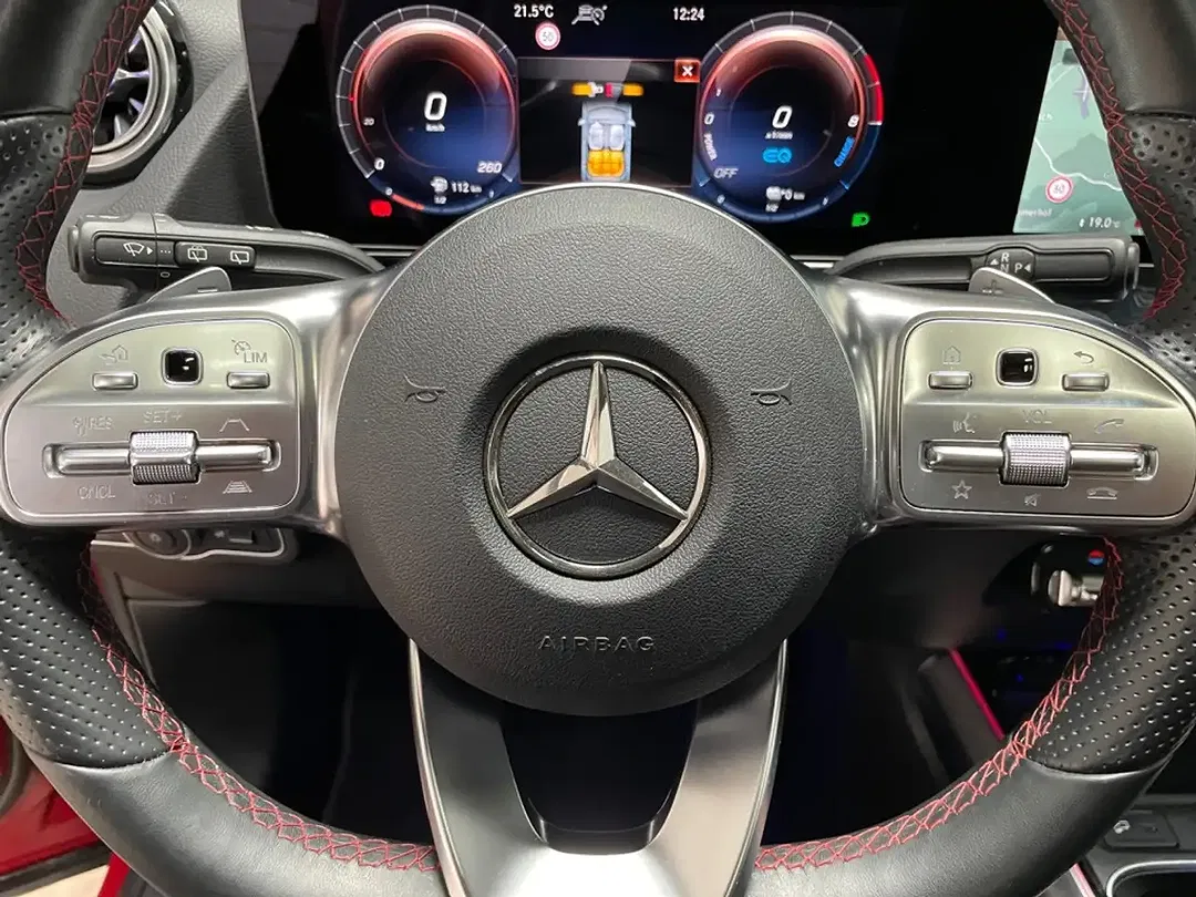 Mercedes-Benz GLA 250 AMG MBUX Night - Thumbnail 11