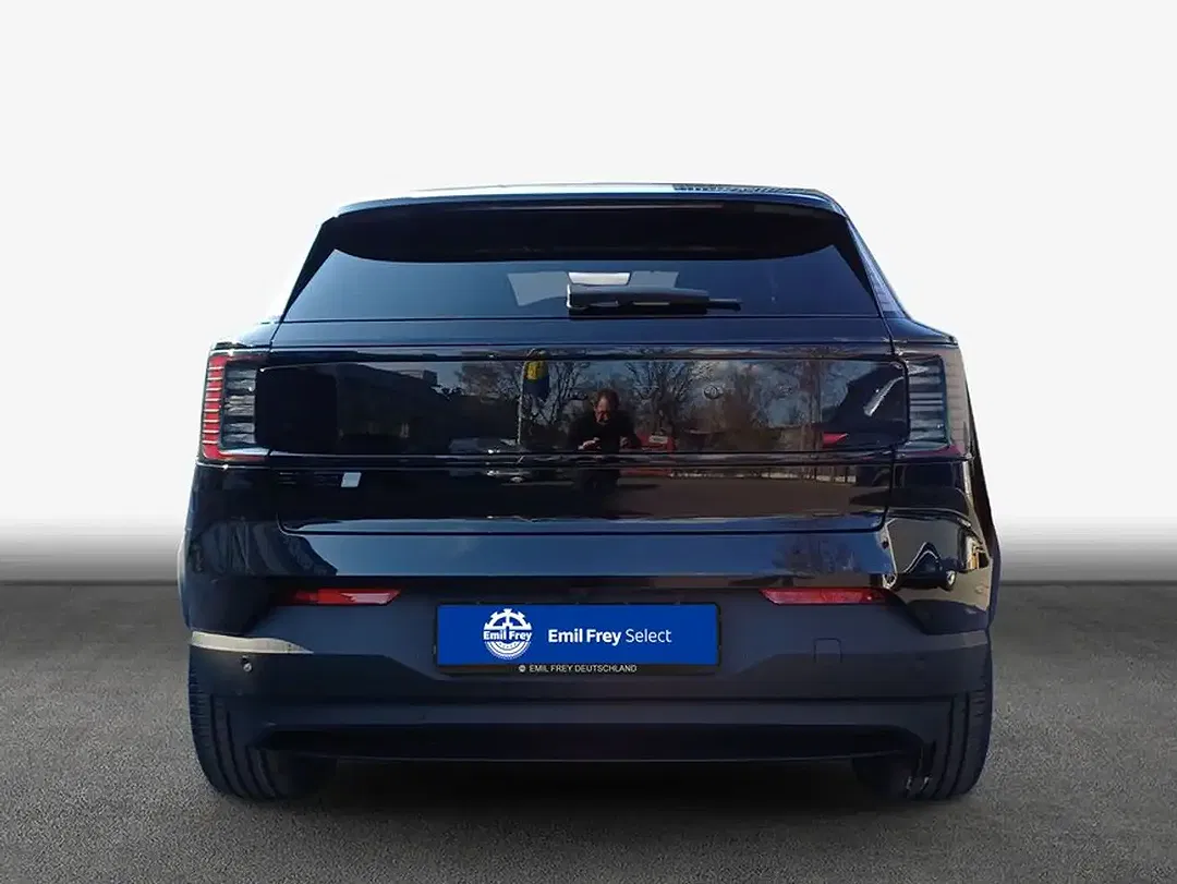 Volvo EX30 Extended Range Edition - Thumbnail 6