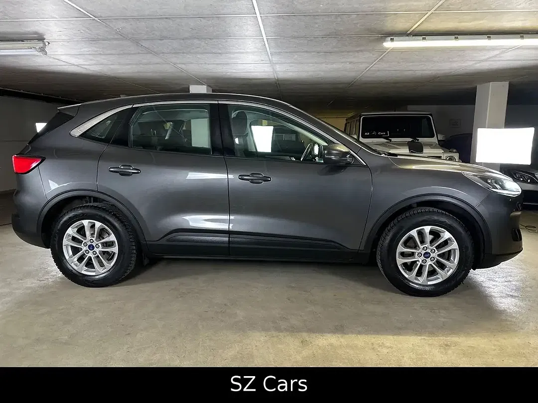 Ford Kuga Cool & Connect - Thumbnail 6