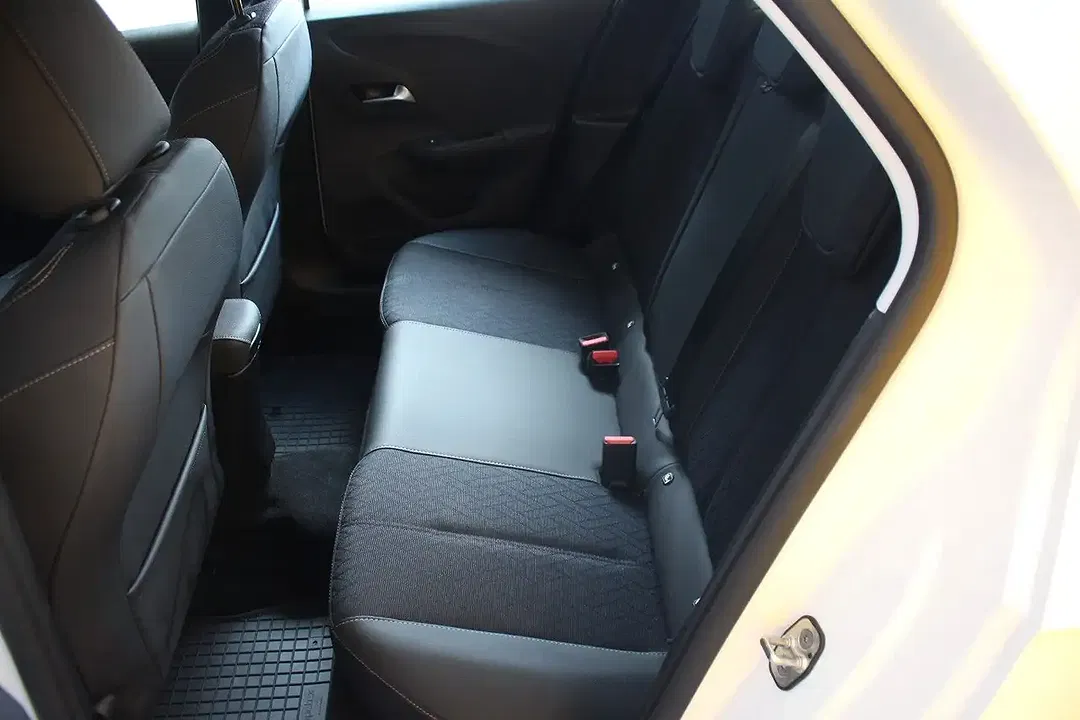 Opel Corsa Elegance - Thumbnail 8