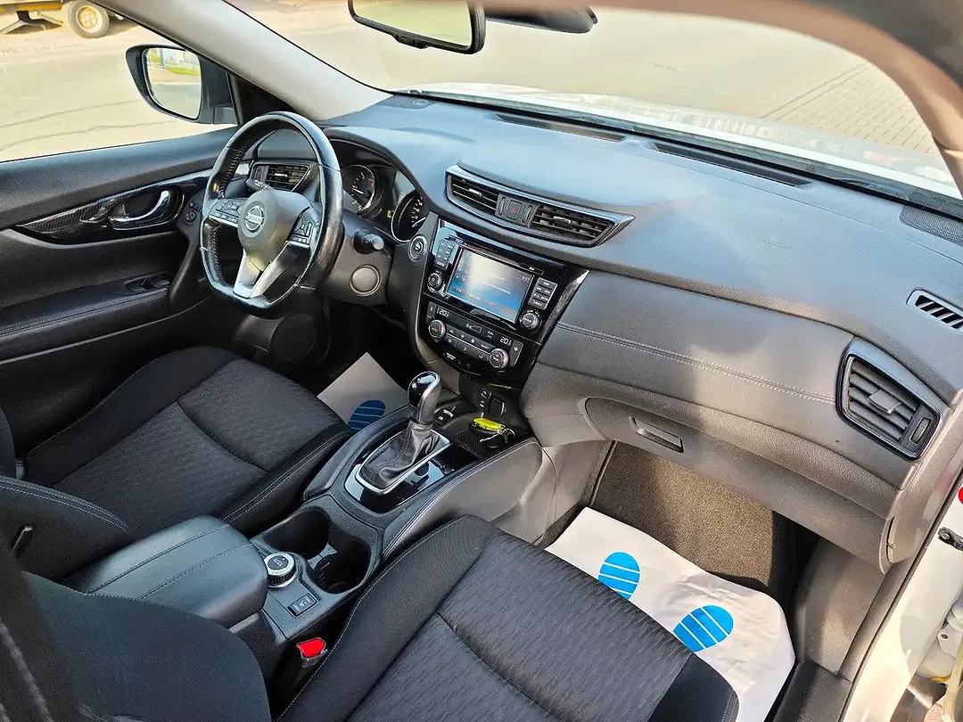 Nissan X-Trail AUT 4x4 N-Connecta - Thumbnail 12