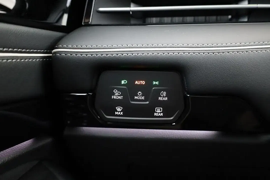 Volkswagen ID.7 Pro Black Edition - Thumbnail 8