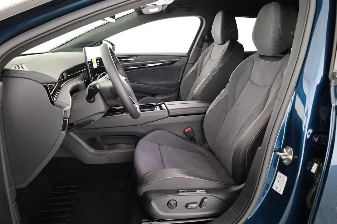 Volkswagen ID.7 Pro Black Edition - Thumbnail 9