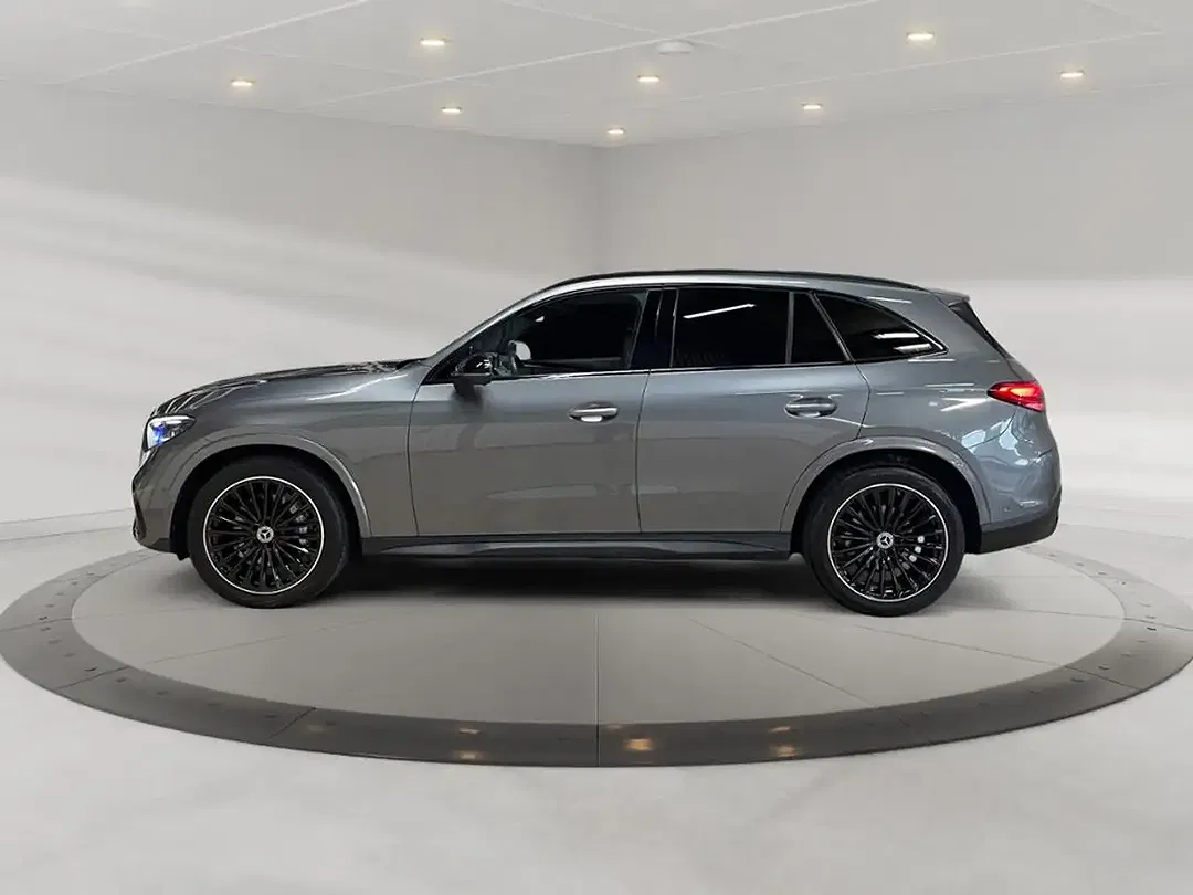 Mercedes-Benz GLC 300 4MATIC AMG MBUX Night - Thumbnail 3