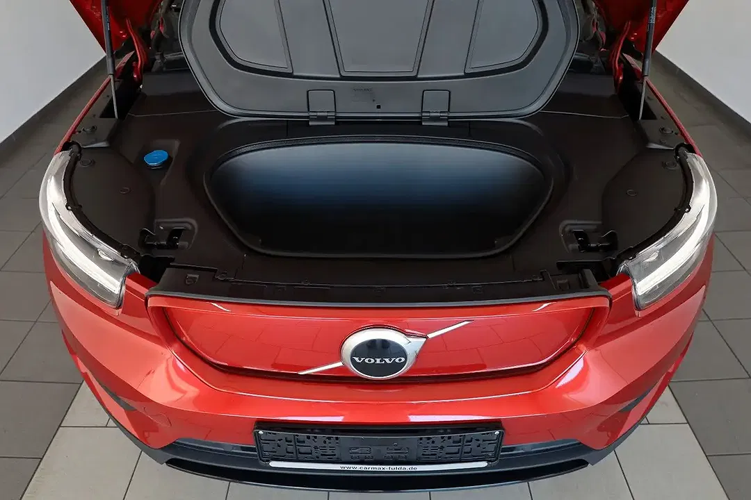 Volvo XC40 Recharge Plus - Thumbnail 22