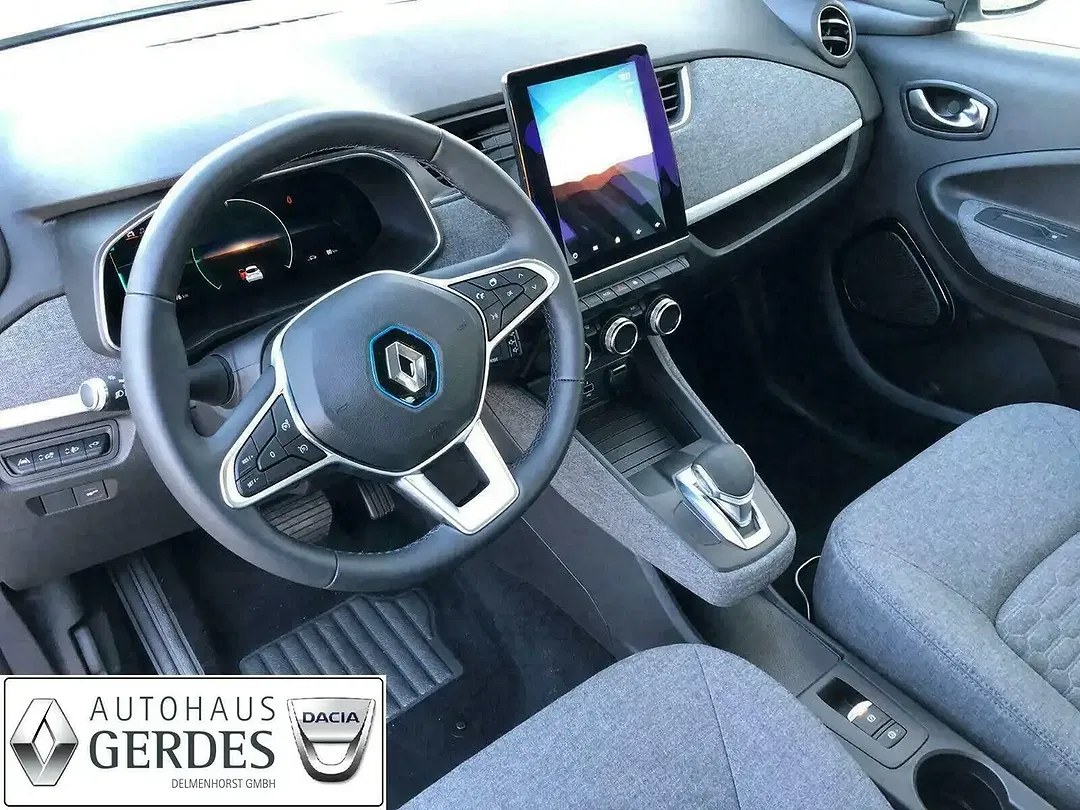 Renault ZOE R135 Z.E. 50 Experience - Thumbnail 11
