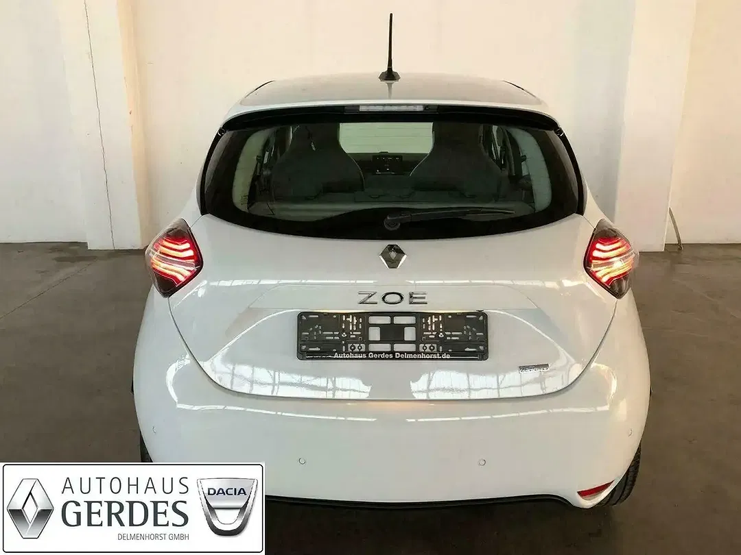 Renault ZOE R135 Z.E. 50 Experience - Thumbnail 8