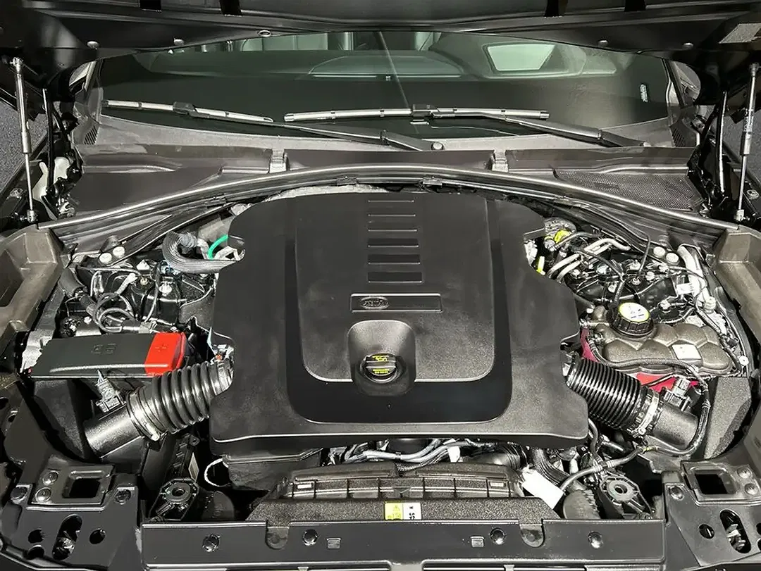 Land Rover Range Rover Velar D300 Autobiography - Thumbnail 10