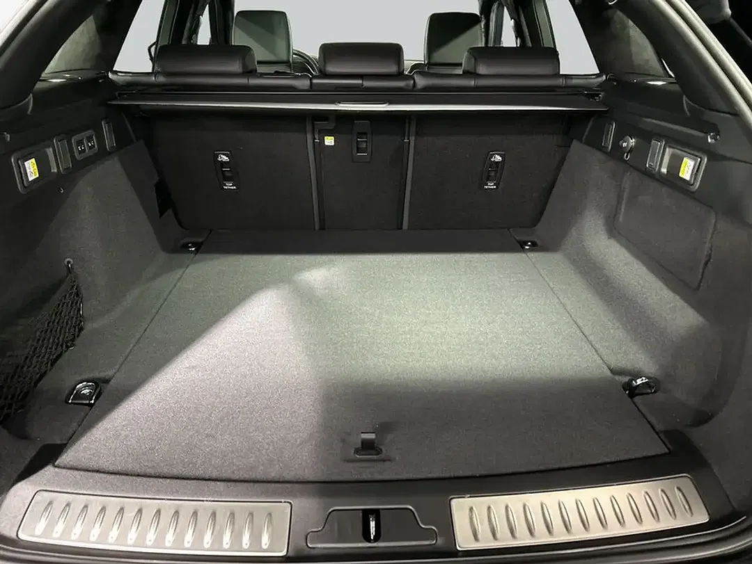 Land Rover Range Rover Velar D300 Autobiography - Thumbnail 11