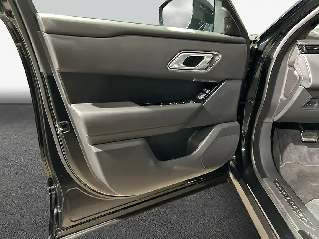 Land Rover Range Rover Velar D300 Autobiography - Thumbnail 13
