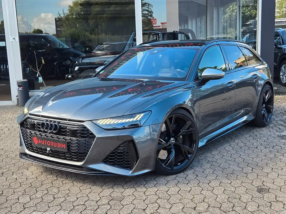Audi RS6 - Thumbnail 3