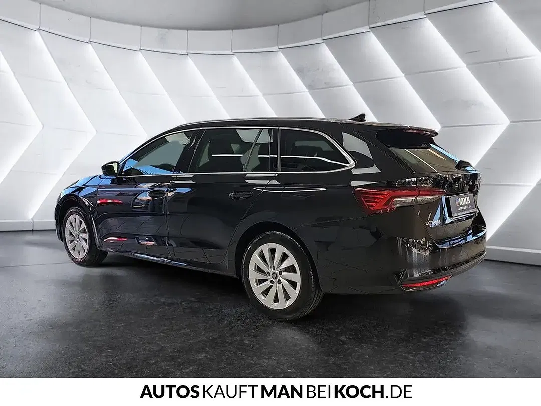 Skoda Octavia 1.5 TSI DSG Combi - Thumbnail 2