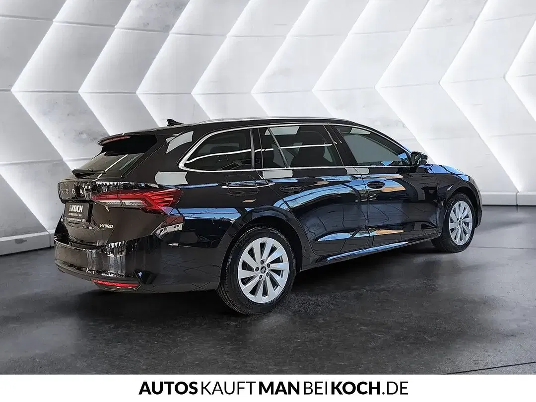 Skoda Octavia 1.5 TSI DSG Combi - Thumbnail 3