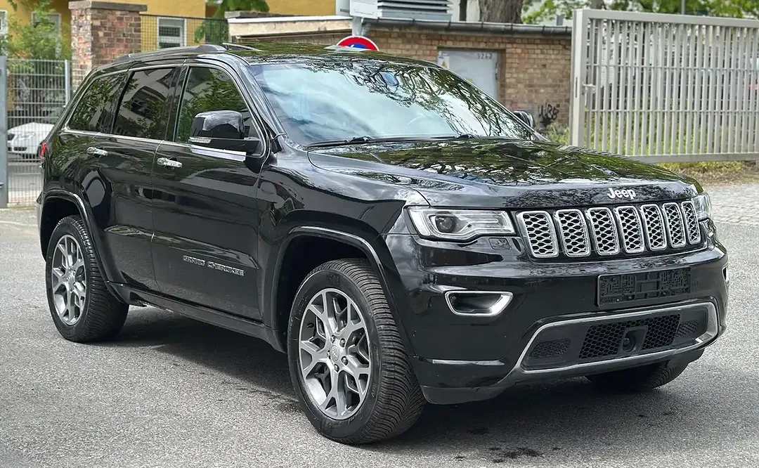 Jeep Grand Cherokee 3.0 CRDi Overland - Thumbnail 3