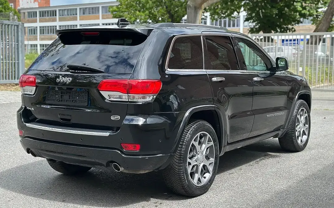 Jeep Grand Cherokee 3.0 CRDi Overland - Thumbnail 4