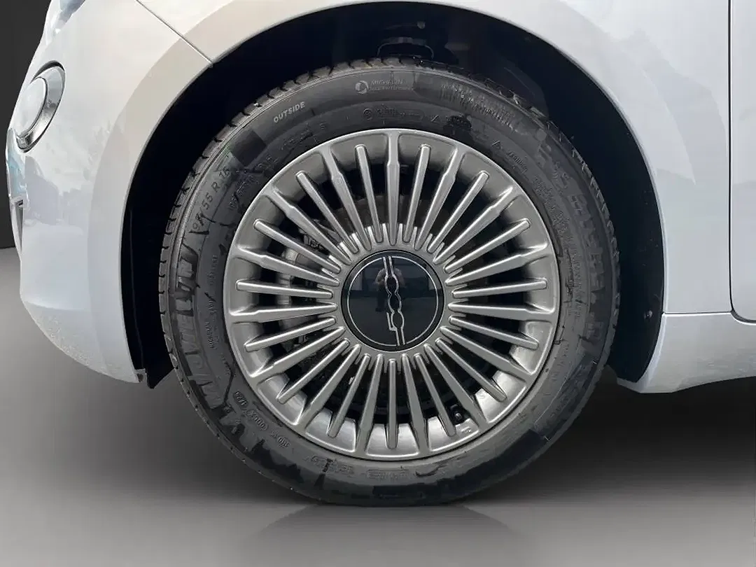 Fiat 500 Hybrid - Thumbnail 14