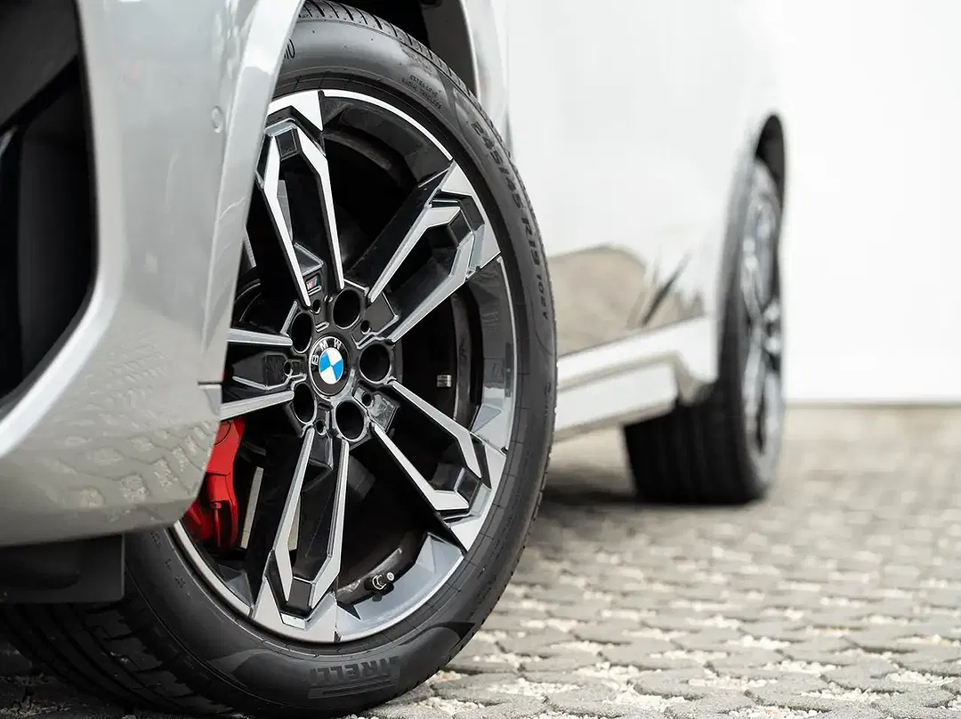 BMW X1 xDrive M Sport Pro - Thumbnail 4