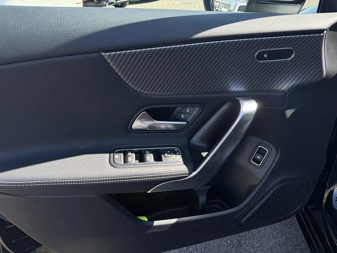 Mercedes-Benz A 250 Progressive - Thumbnail 9