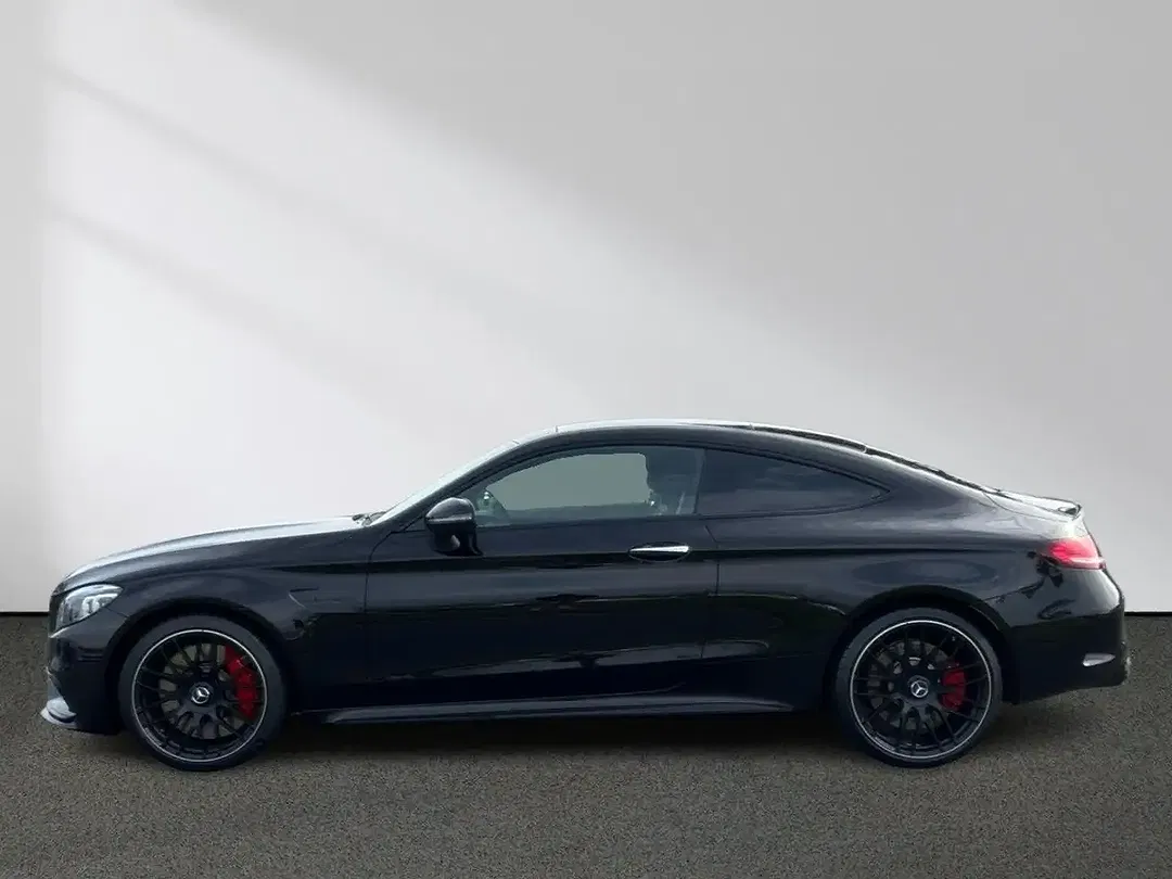 Mercedes-Benz C 63 AMG Night - Thumbnail 2