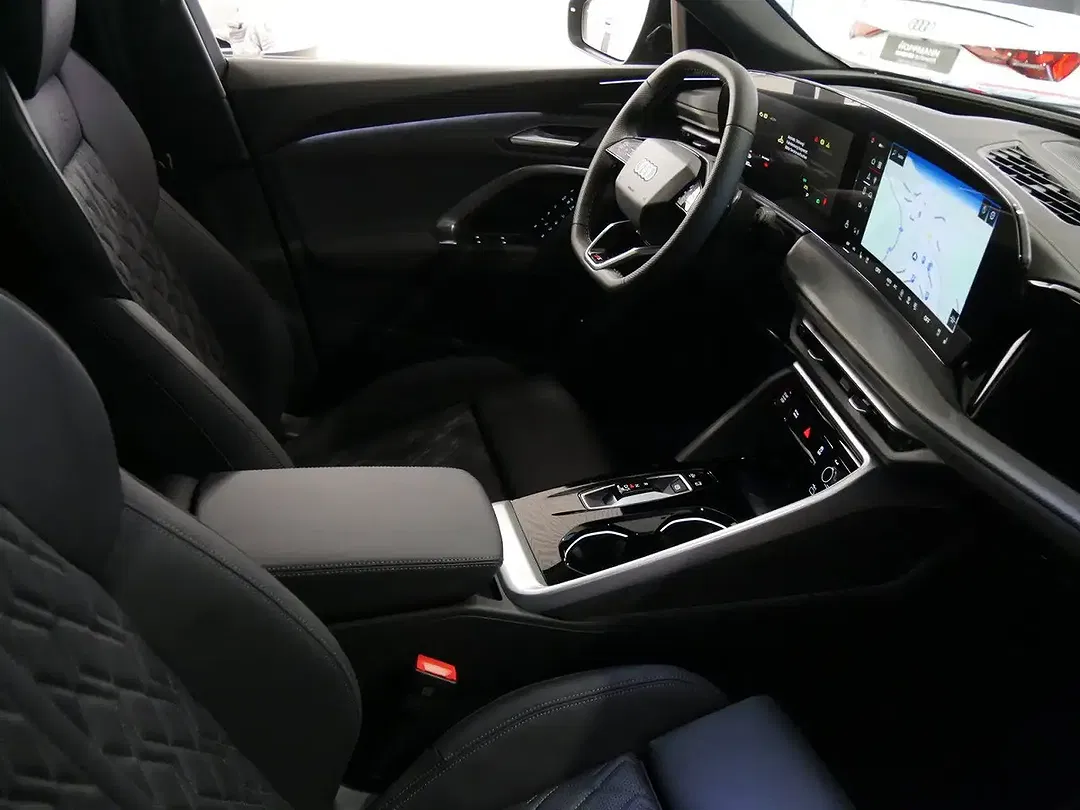Audi SQ5 TFSI S tronic - Thumbnail 4