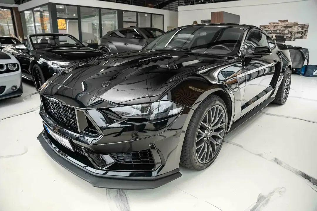 Ford Mustang 2.3 - foto 1