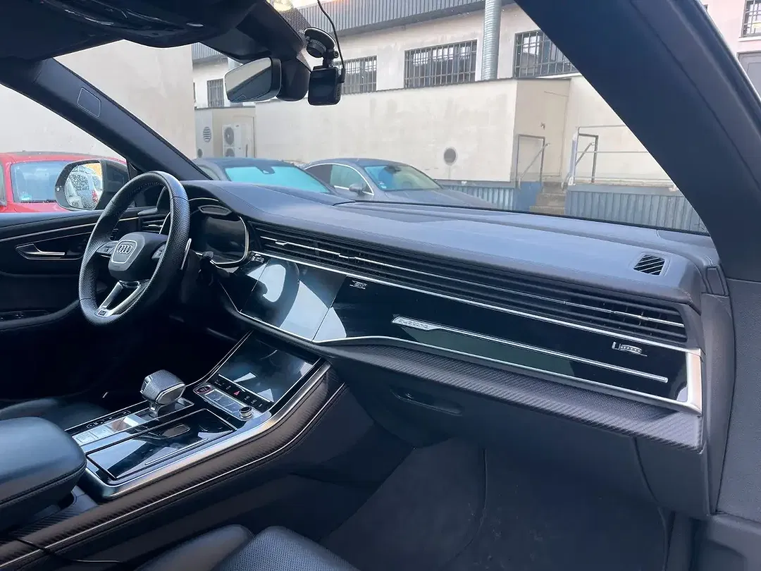 Audi RS Q8 4.0 TFSI quattro - Thumbnail 9