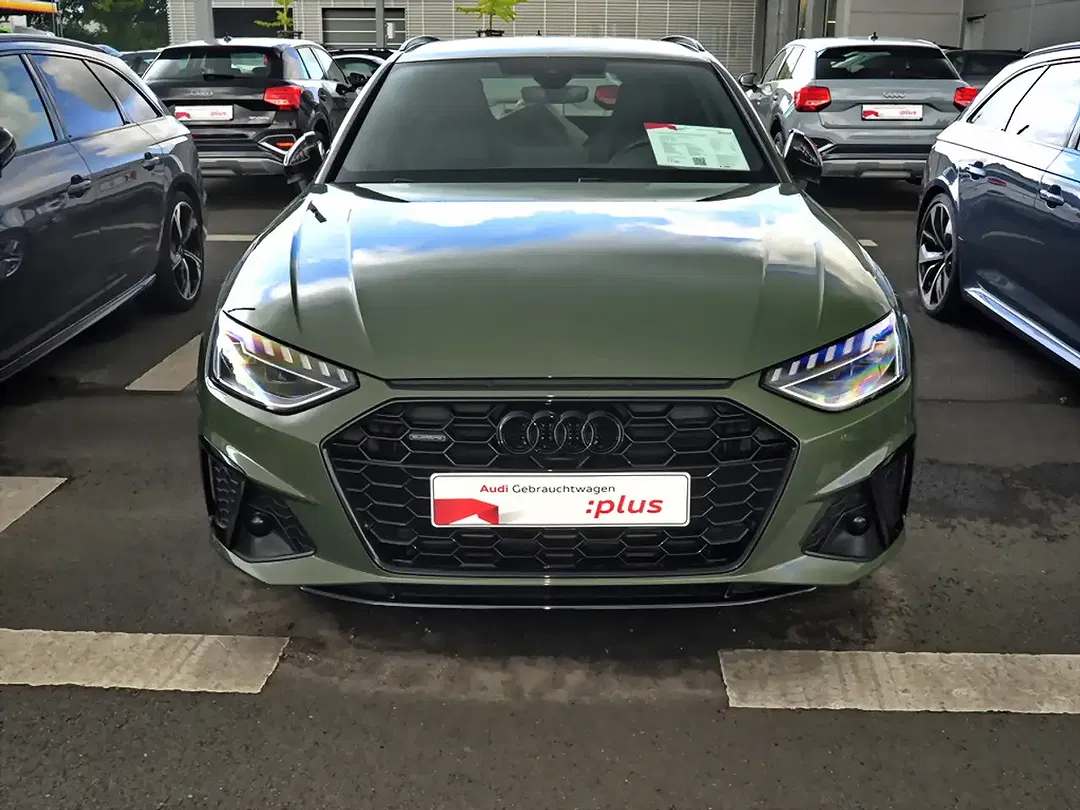 Audi A4 40 TFSI quattro Avant S line - foto 1