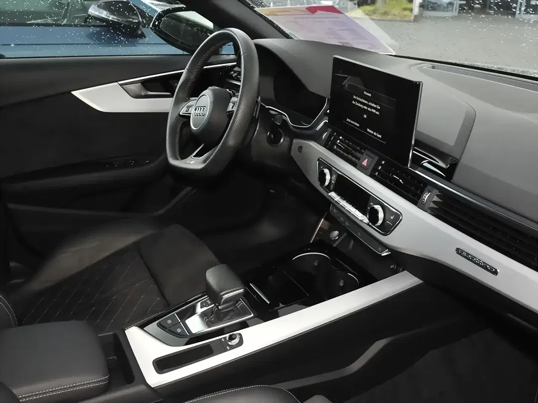 Audi A4 40 TFSI quattro Avant S line - Thumbnail 5