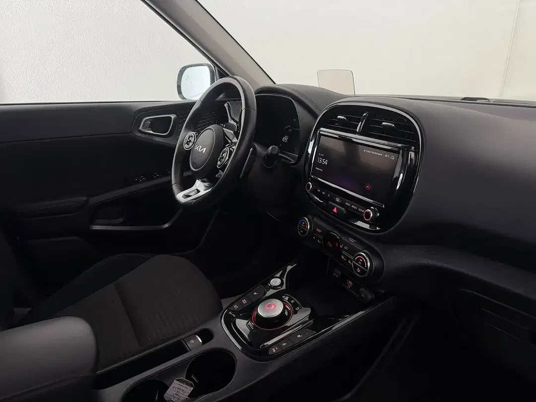 Kia Soul - Thumbnail 11