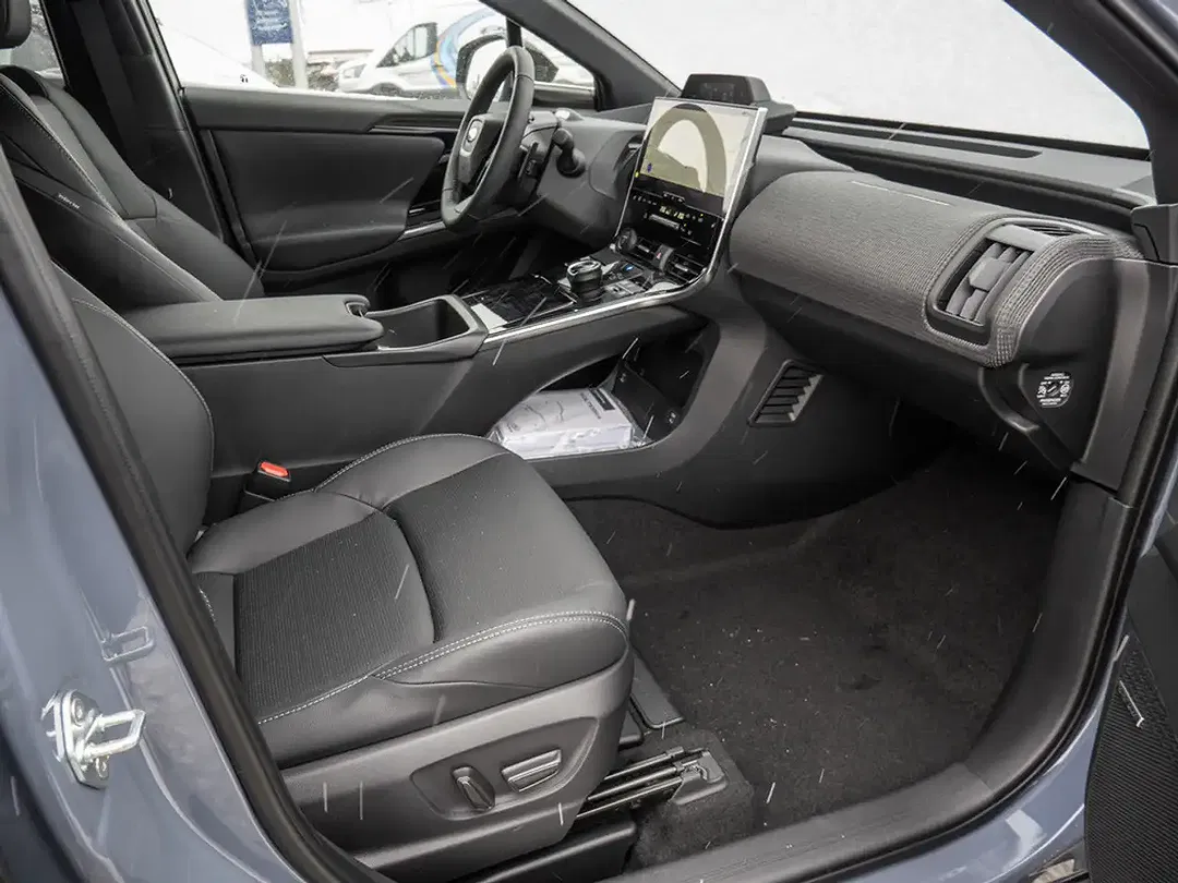 Subaru Solterra Platinum Plus - foto 2