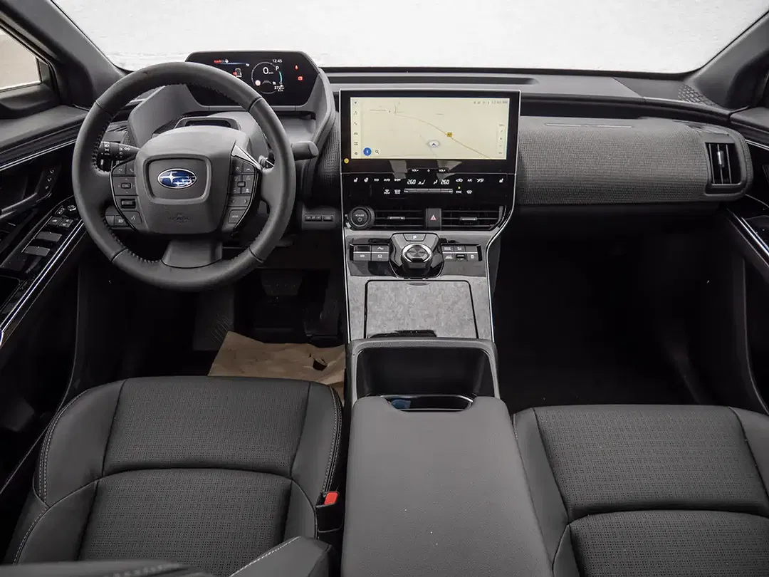 Subaru Solterra Platinum Plus - Thumbnail 6