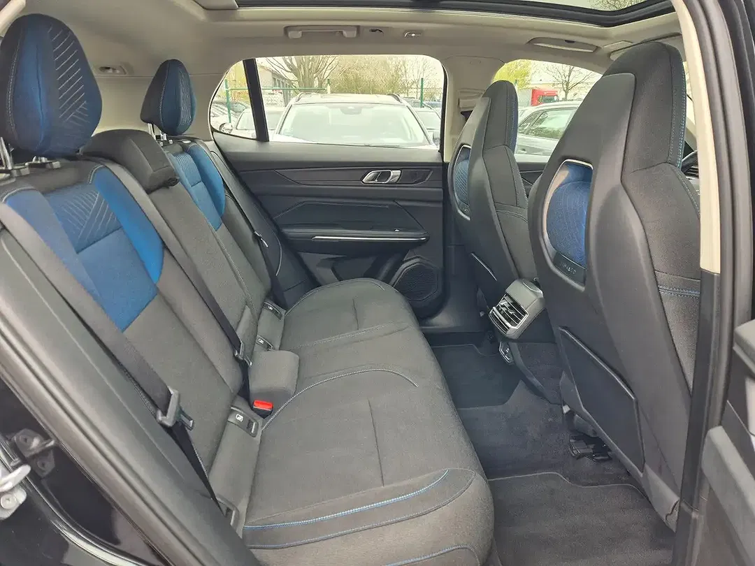 Lynk & Co 01 - Thumbnail 14