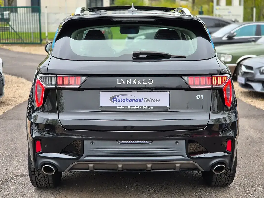 Lynk & Co 01 - Thumbnail 5