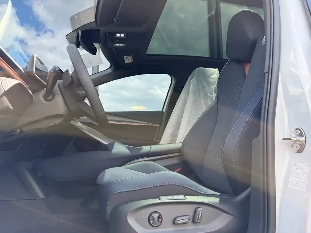 CUPRA Tavascan DSG 4Drive VZ - Thumbnail 10