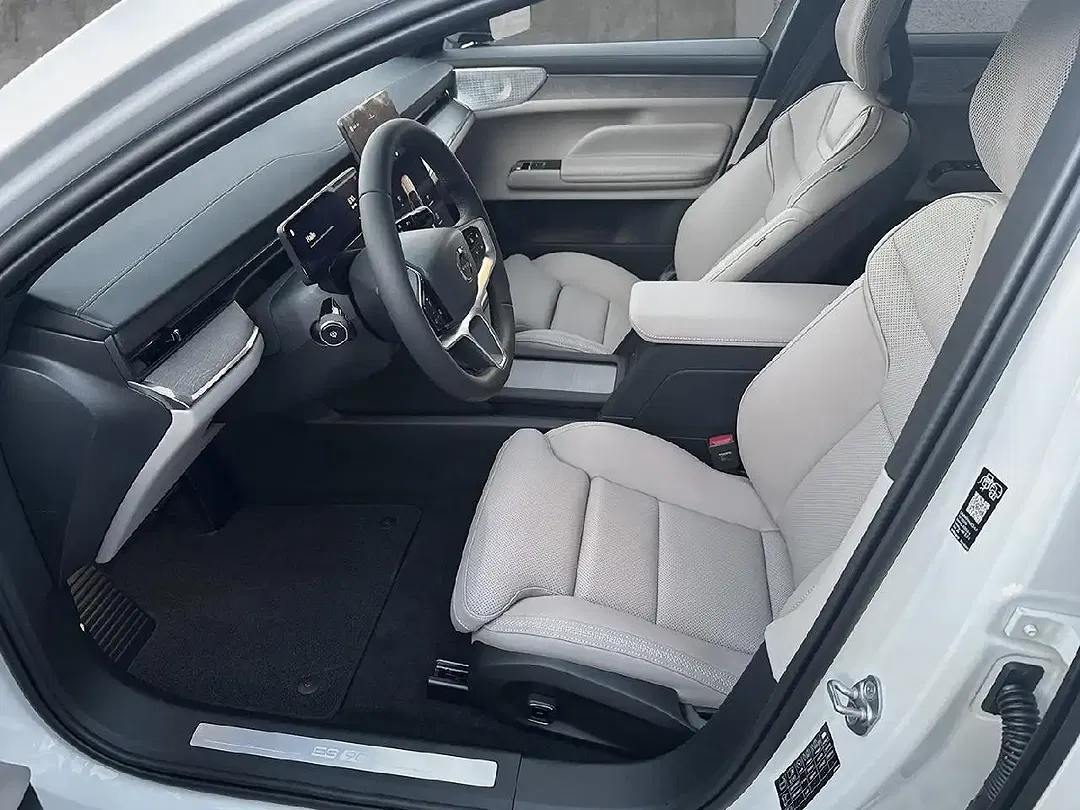 Volvo ES90 Single Motor Extended Range Ultra - foto 2