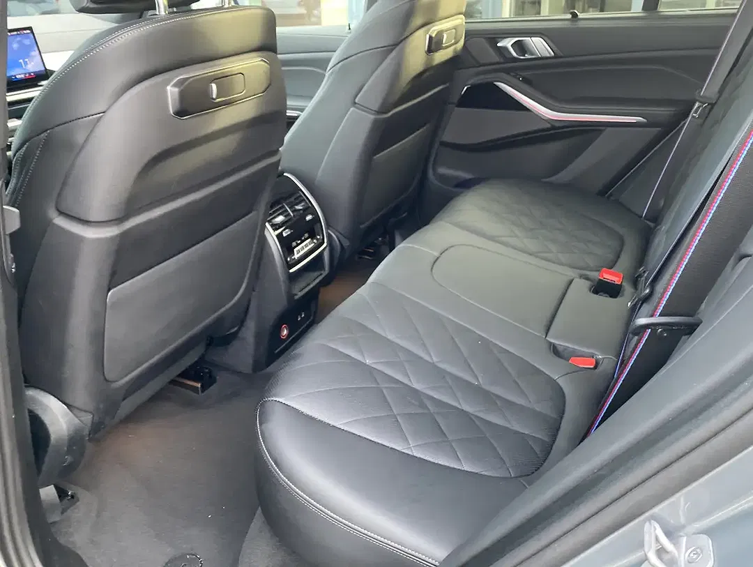BMW X5 M xDrive - Thumbnail 9