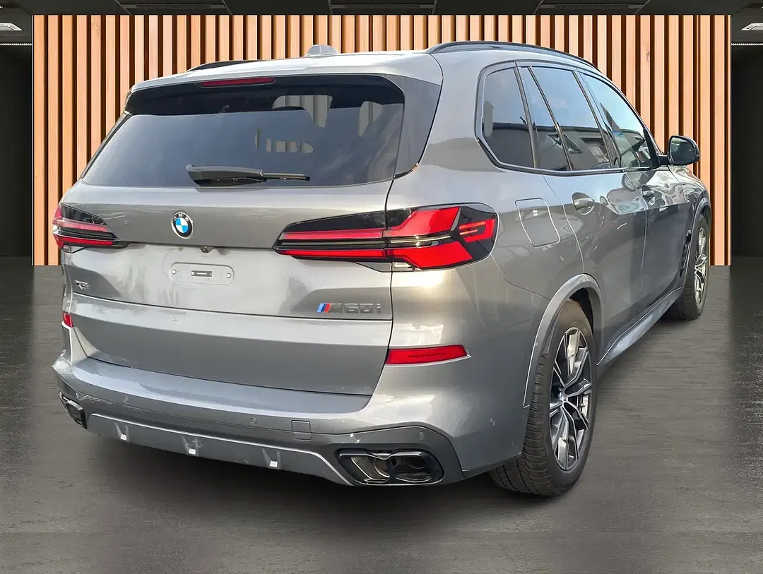 BMW X5 M xDrive - Thumbnail 4