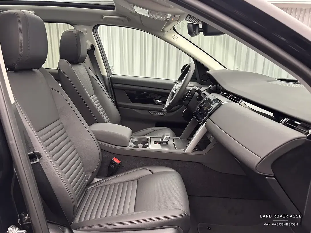 Land Rover Discovery Sport P270e 4x4 S - Thumbnail 3
