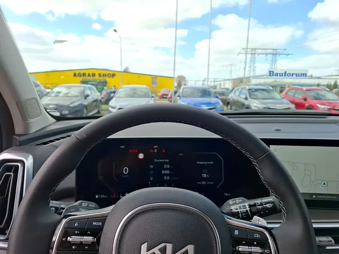 Kia Sorento 1.6 T-GDI PHEV AWD - Thumbnail 12