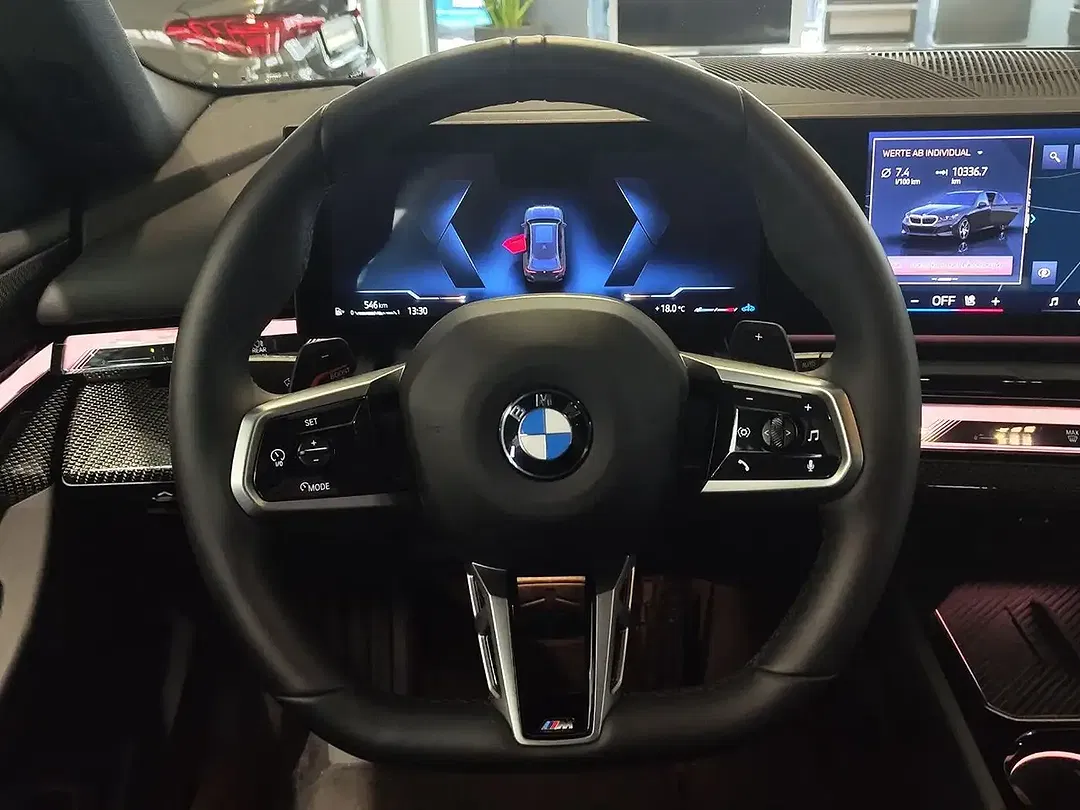 BMW 520 Touring M Sport - Thumbnail 7