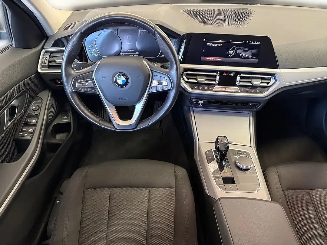 BMW 318 - Thumbnail 6