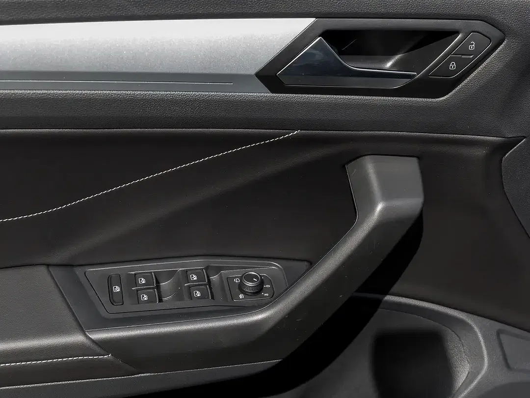 Volkswagen T-Roc 2.0 TDI Goal - Thumbnail 9