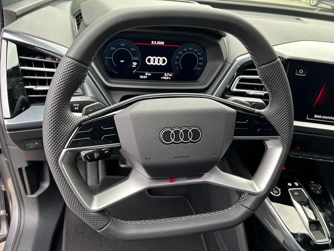 Audi Q4 e-tron 45 - Thumbnail 10