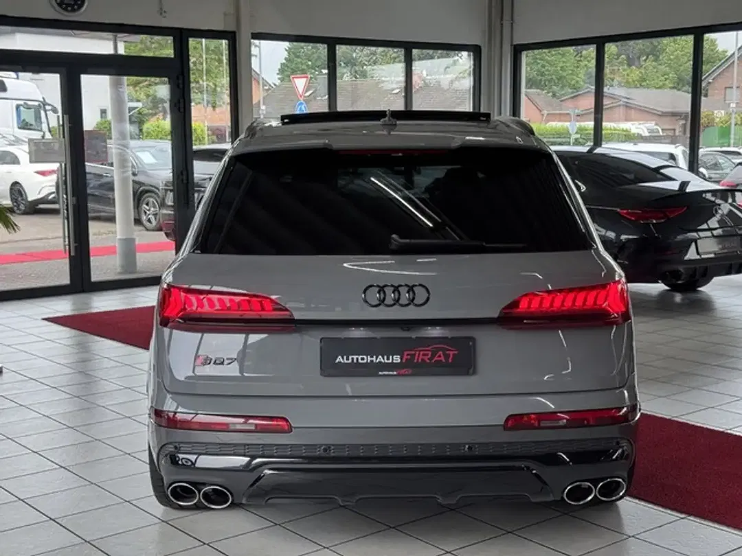 Audi SQ7 4.0 TFSI quattro competition plus - Thumbnail 4