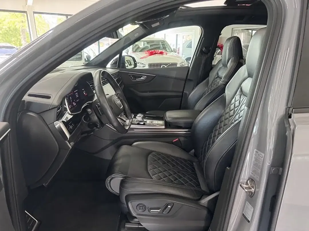 Audi SQ7 4.0 TFSI quattro competition plus - Thumbnail 8