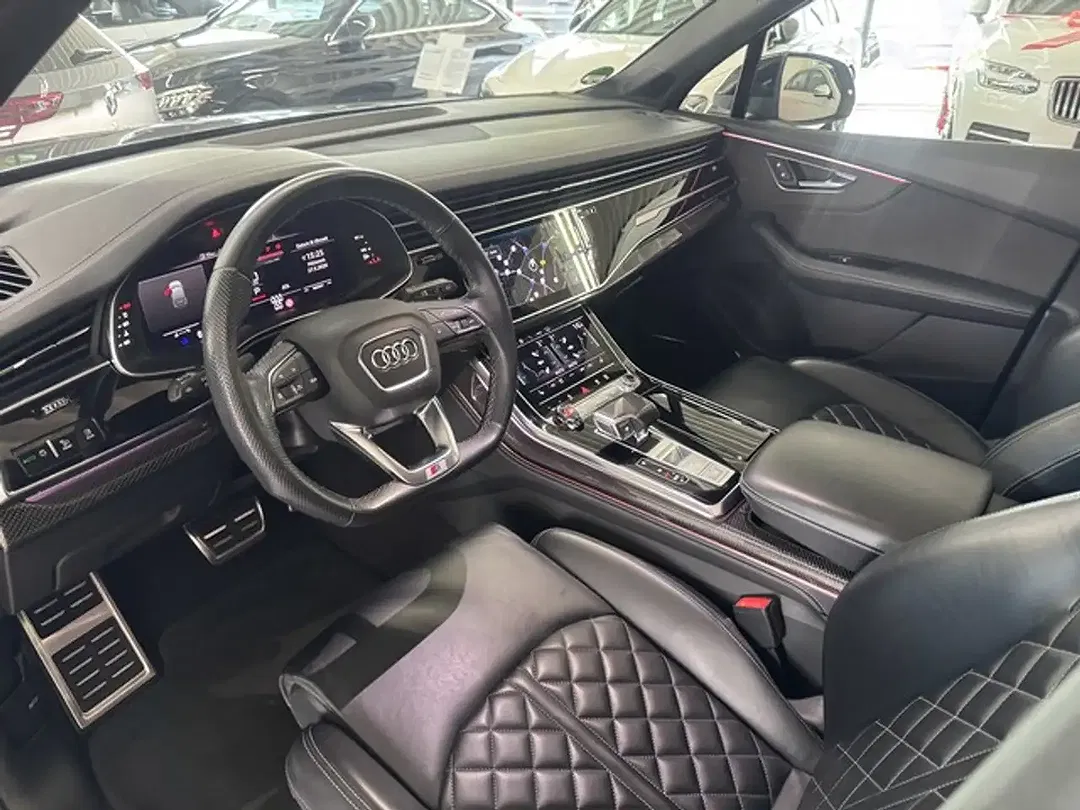 Audi SQ7 4.0 TFSI quattro competition plus - Thumbnail 9