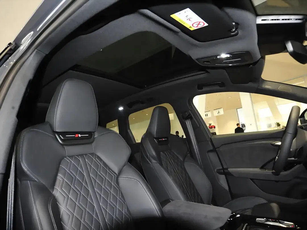 Audi Q6 e-tron quattro Matrix LED - Thumbnail 9