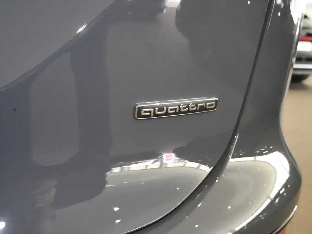 Audi Q6 e-tron quattro Matrix LED - Thumbnail 10