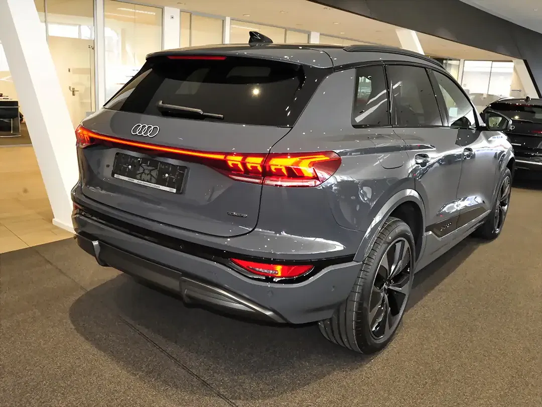 Audi Q6 e-tron quattro Matrix LED - foto 2