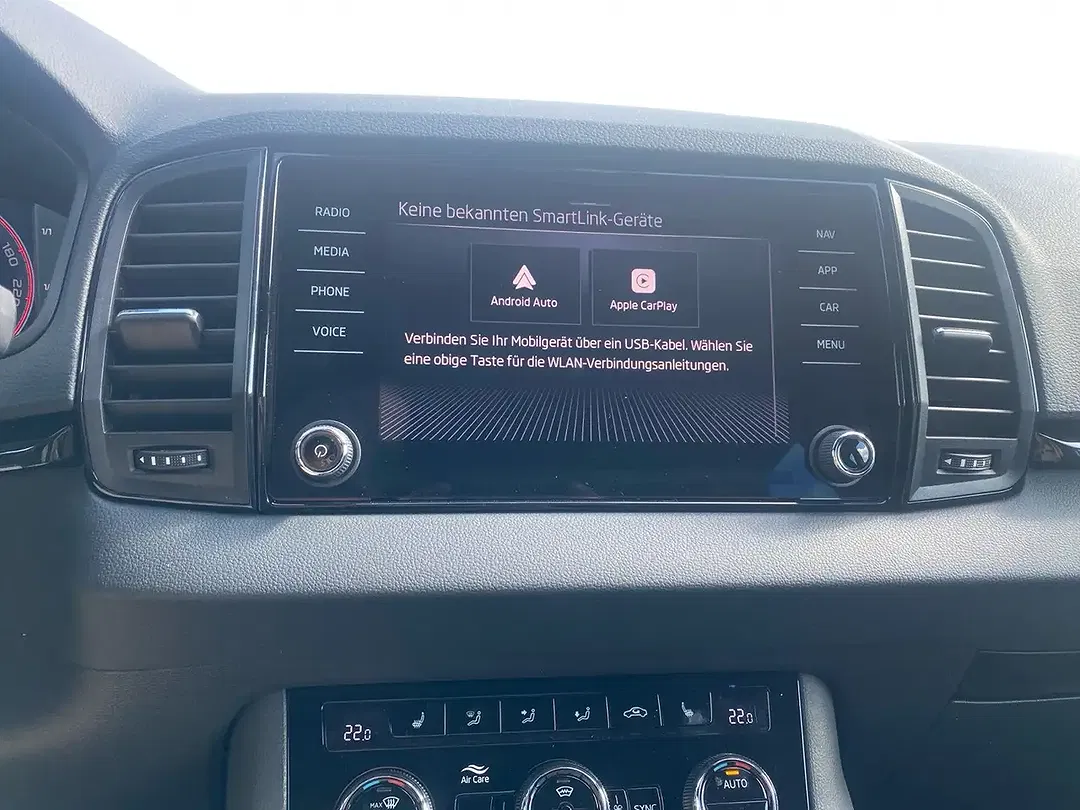 Skoda Karoq 2.0 TDI DSG Sportline - Thumbnail 11